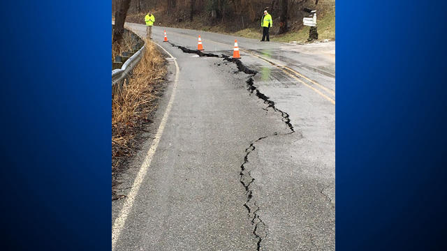 penn-township-road-subsidence-2.jpg 