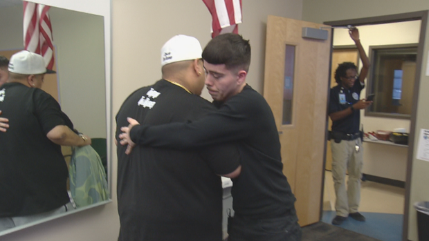 CLA SCHOOL BARBER 10PKG_frame_2851