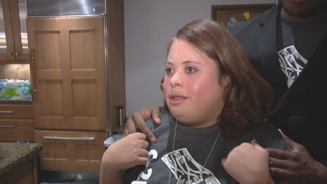 DOWN SYNDROME CLOTHING LINE 10SOTVO_frame_225 