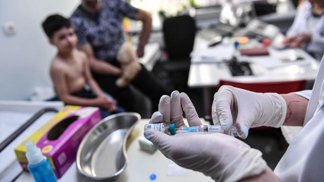 ROMANIA-HEALTH-POLITICS-VACCINE-MEASLES 