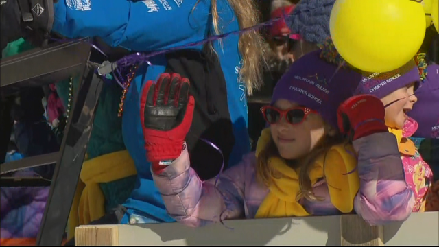 STEAMBOAT WINTER CARNIVAL 10PKG.transfer_frame_1834 