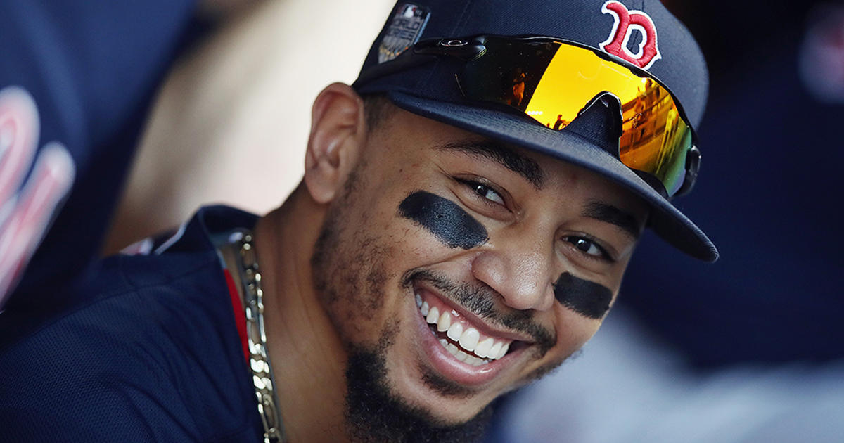 Shirtless Mookie Betts Shows Up To All-Star Game Red Carpet Show