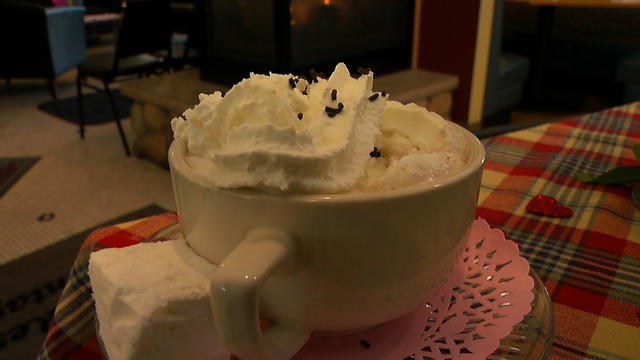 best-hot-chocolate-carols-restaurant-blaine.jpg 