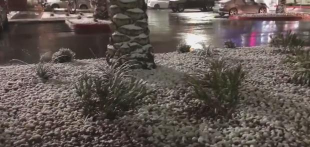 Las Vegas Gets First Snow In A Decade 