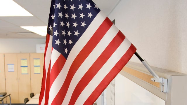 american-flag-pledge-of-alliegance.jpg 