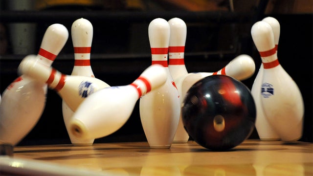 bowling-ball-pins.jpg 