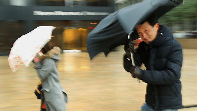 cold-rain-160969943.jpg 