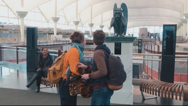 DIA BIRTHDAY GARGOYLE_frame_351 