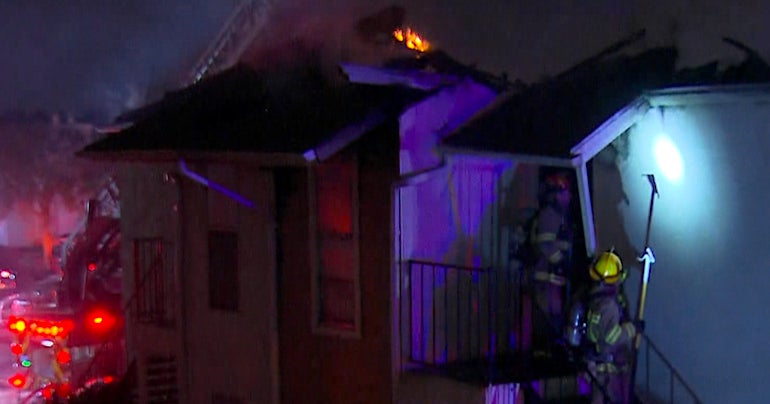 3Alarm Apartment Fire Leaves Dallas Residents Out In The Cold CBS Texas