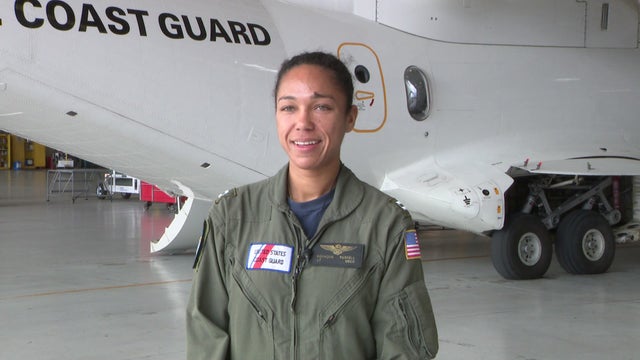 coast-guard-air-woman-award.jpg 