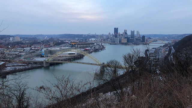 west-end-overlook-pittsburgh-skyline.jpg 