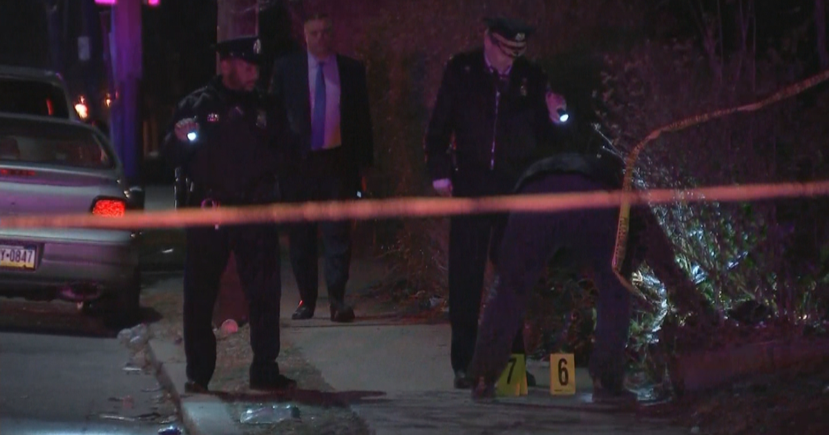 Police: Man Shot In Groin After Answering Door To Find 2 Gunmen In What ...
