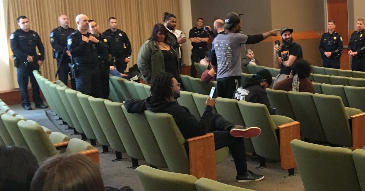 Mayor Adjourns City Council Meeting About Protest Arrests After ...
