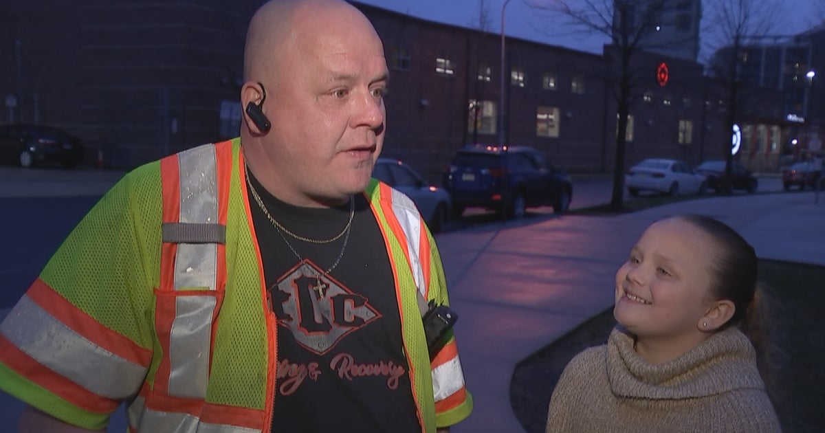 'Nobody Was Helping': Tow Truck Driver Saves Woman From Attacker In ...