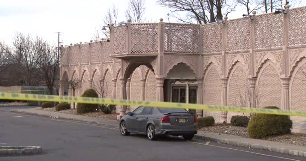 Man Dead, Another Critically Injured In Edison Shooting CBS New York