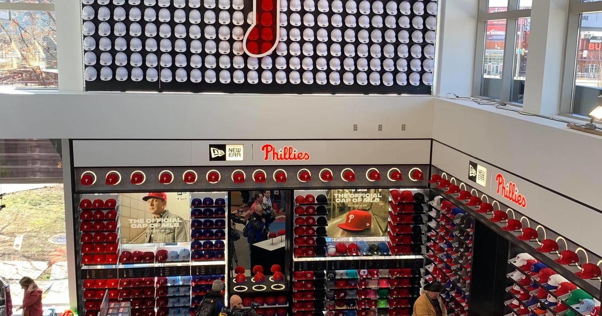 Knipperen Document Huis Largest Baseball Cap Wall On East Coast Located At New Era Phillies Team  Store - CBS Philadelphia
