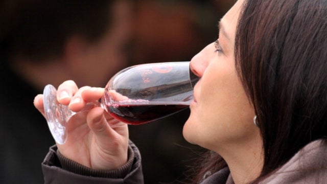 wine1.jpg 