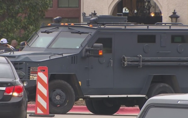 Standoff at Frisco apartment complex 