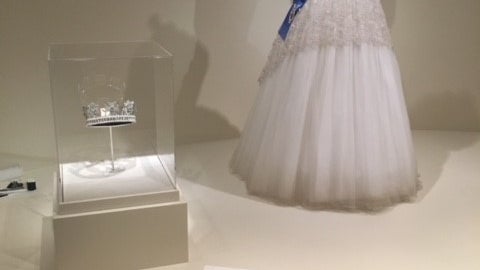 costuming-the-crown-exhibition-at-delawares-winterthur-museum.jpg 