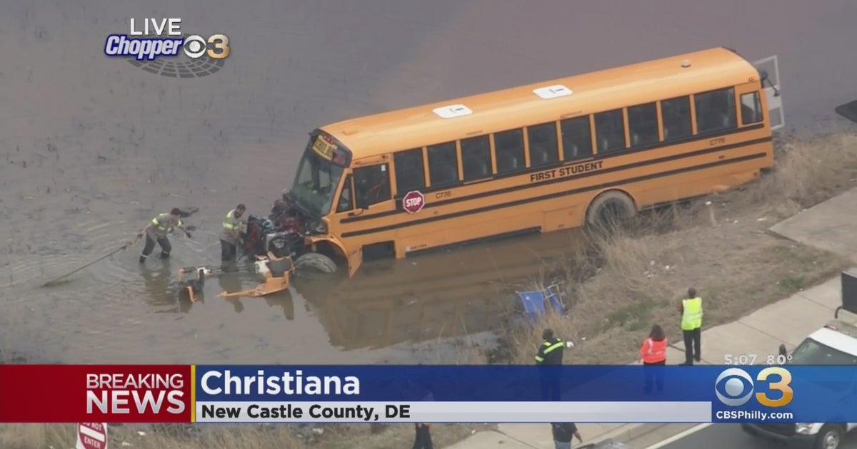 School Bus Crashes Into Pond In Delaware After Driver Lost Control ...