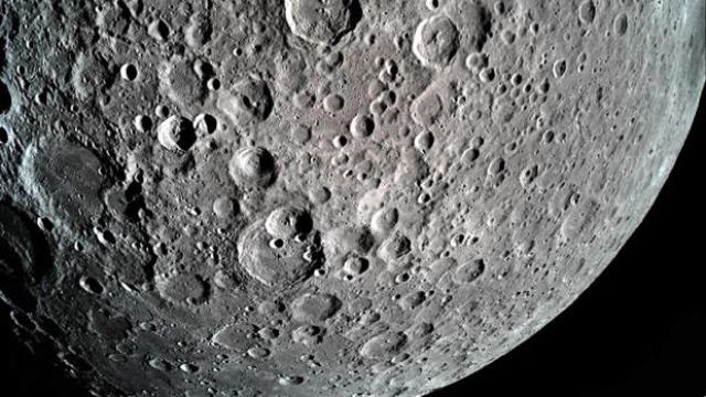 041119-moon.jpg 