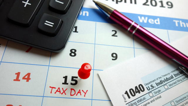 Tax day marked on April 2019 monthly calendar 