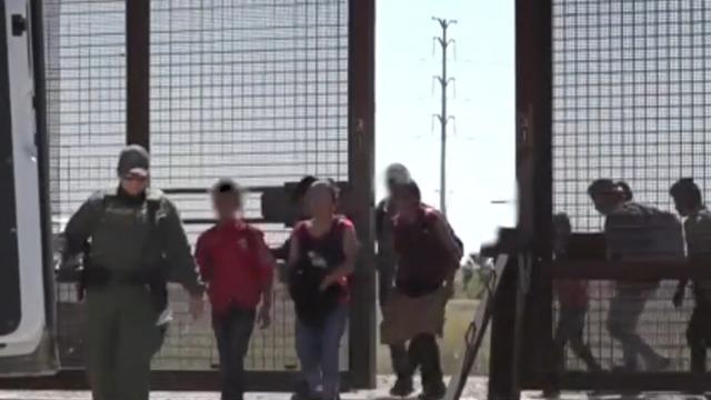 cbsn-fusion-justice-department-says-asylum-seekers-can-be-detained-indefinitely-thumbnail-1831451-640x360.jpg 