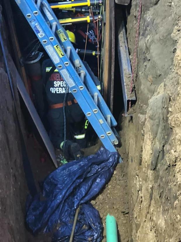windsor trench rescue (from windsor severance fire on facebook)13 