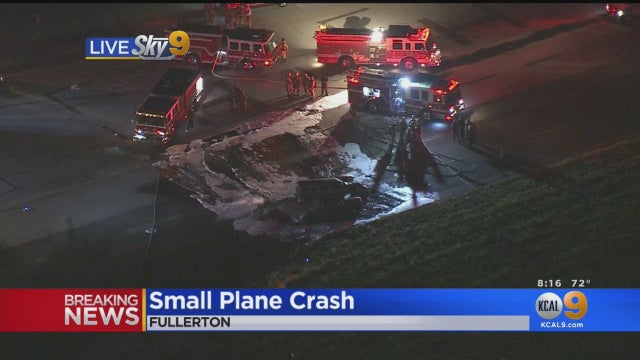 small-plane-crash-fullerton.jpg 