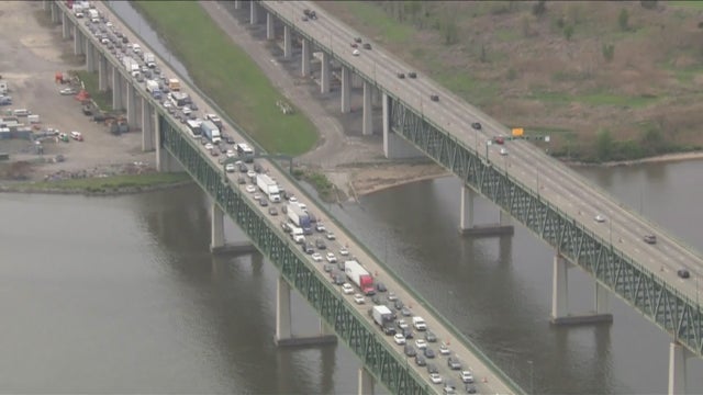 bridge-accident.jpg 