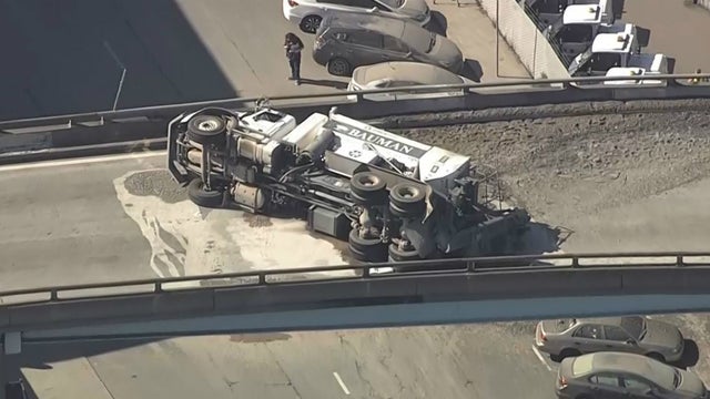 sf-cement-truck-spill-2.jpg 