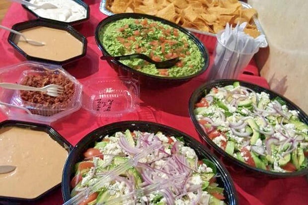 Los Gallos Maxican Taqueria 