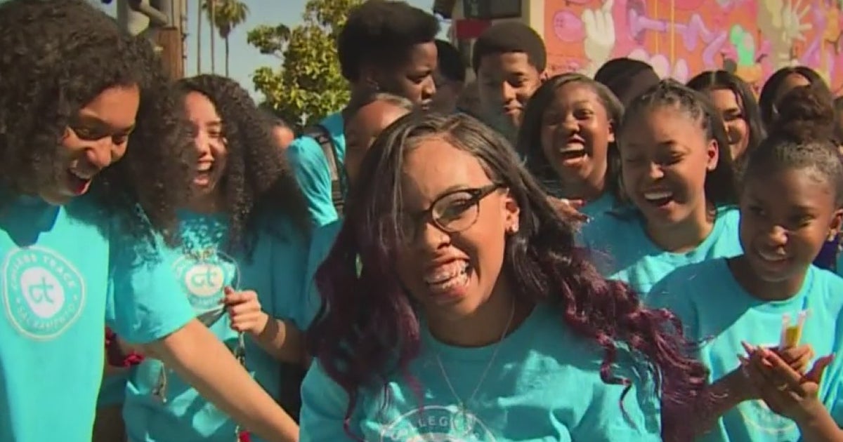 Sacramento Students Celebrate National College Signing Day With Gratitude March CBS Sacramento