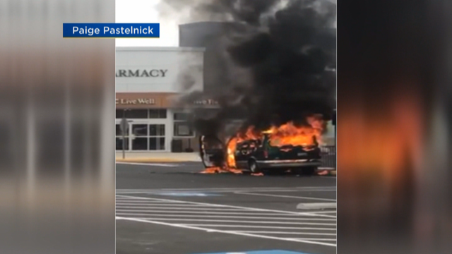23vo_montco-car-fire.transfer_frame_1243.png 