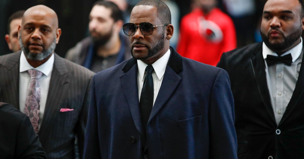 R. Kelly Strikes Out In Latest Bid For Release From Federal Lockup ...