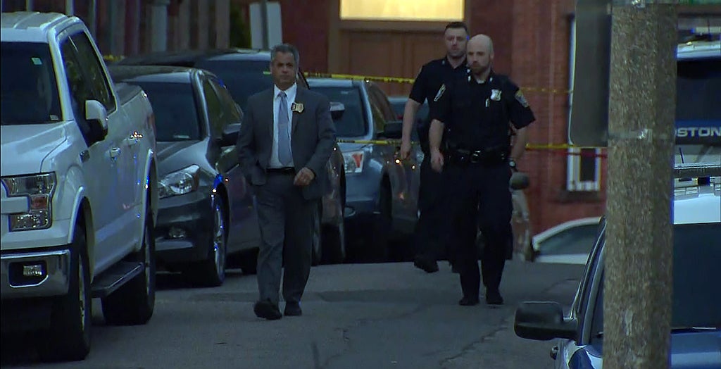 Man Shot In Roxbury; Injuries Are Life-Threatening - CBS Boston