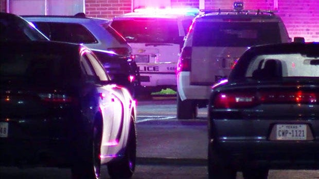 baytown-texas-cop-shoots-woman-dead-051319.jpg 