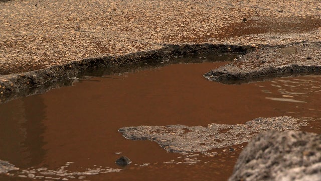 pothole-pic.jpg 
