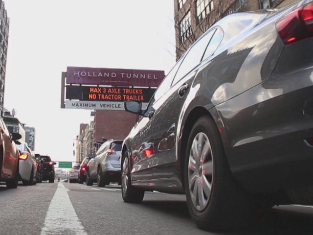 traffic-gridlock-holland-tunnel-entrance-promo.jpg 