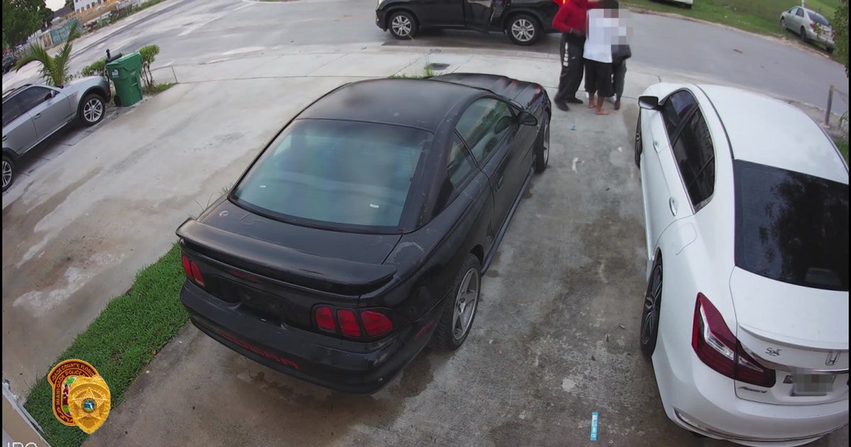 Miami-Dade Police Searching For Four Subjects In Armed Robberies Spree ...