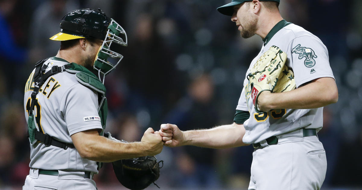 Oakland A's place Mark Canha on 10-day injured list with left hip