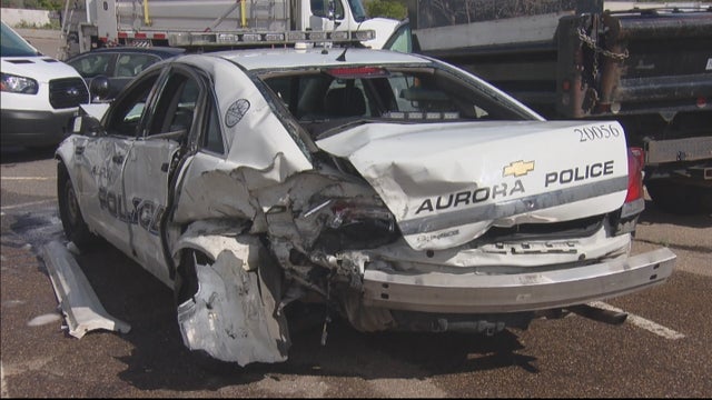 aurora-dui-cop-crash-12vo_frame_1286.jpg 