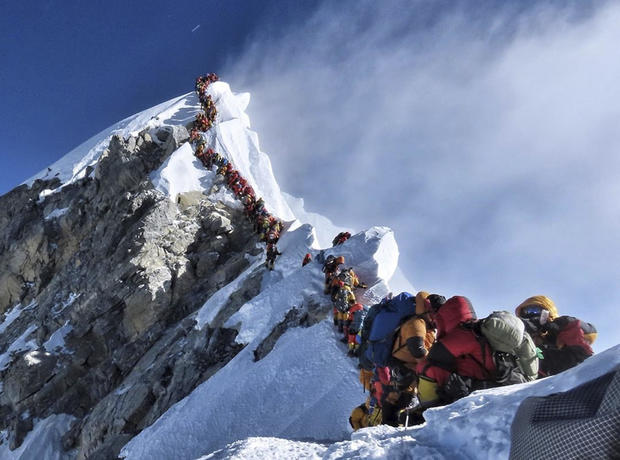 APTOPIX Everest Death 