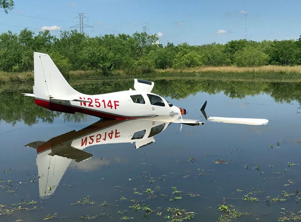 Pilot Survives After Making Emergency Landing Into Cleburne Pond CBS