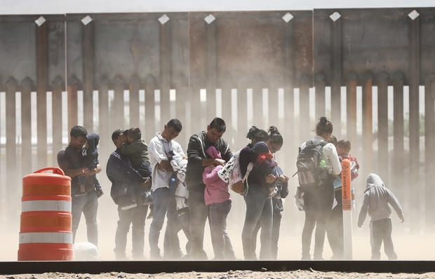 Migrants Overwhelm Southern Border Crossings 