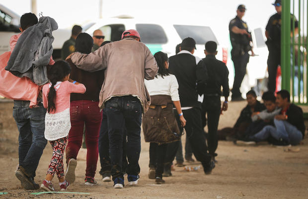 Swelling Numbers Of Migrants Overwhelm Southern Border Crossings 