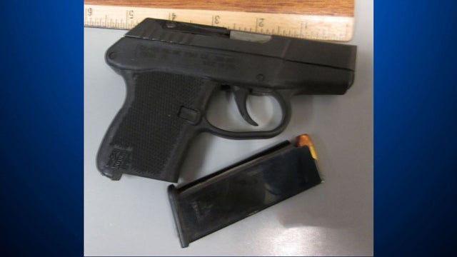 lbe_gun_tsa.jpg 