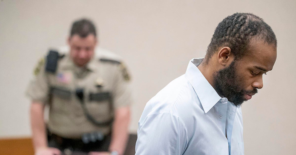 Mall of America attacker Emmanuel Aranda, man who threw 5yearold boy(00)