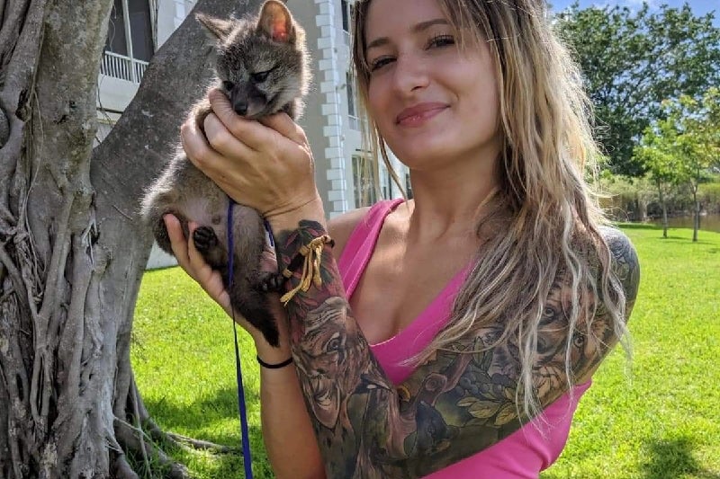 'I'm Going To Do Whatever It Takes: Mikayla Raines' Fox Sanctuary Grows ...