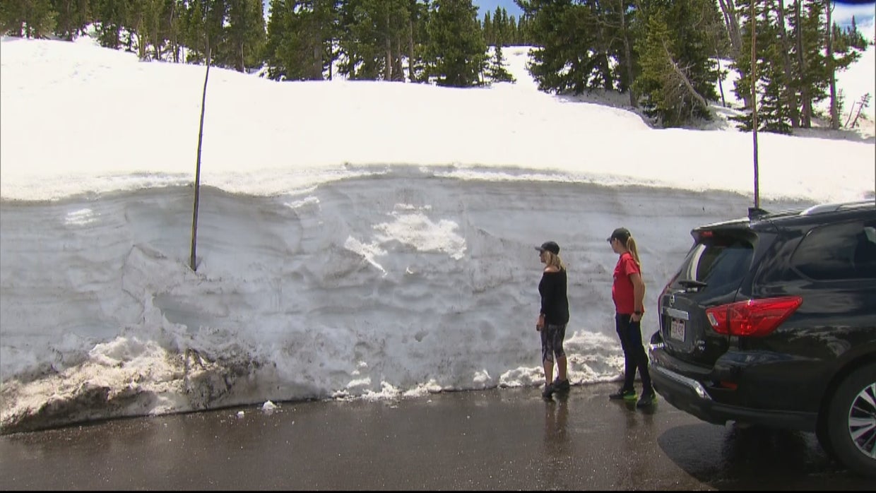 TRAIL RIDGE ROAD OPEN 6PKG_frame_1425 
